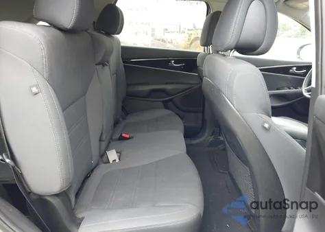 2016 Kia Sorento 2.4L Lx z USA, uszkodzony, nr VIN 5XYPGDA30GG166808
